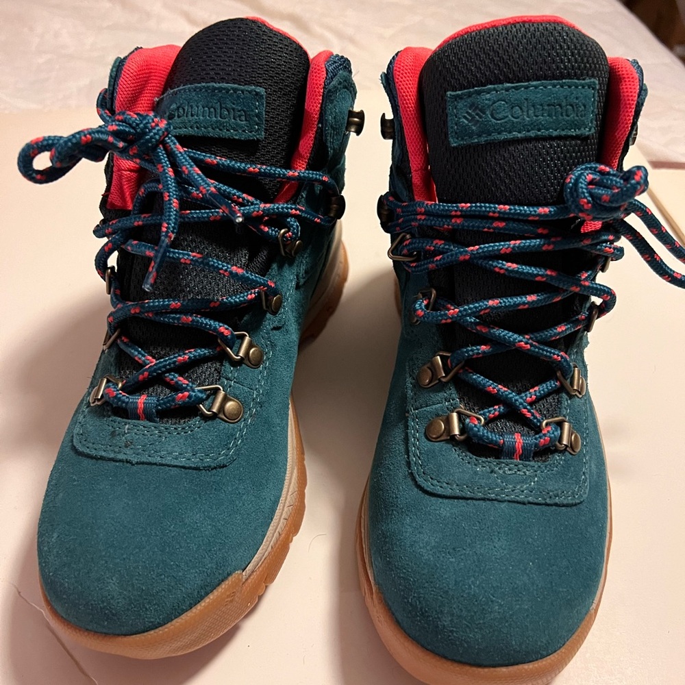 Columbia Hiking Boots